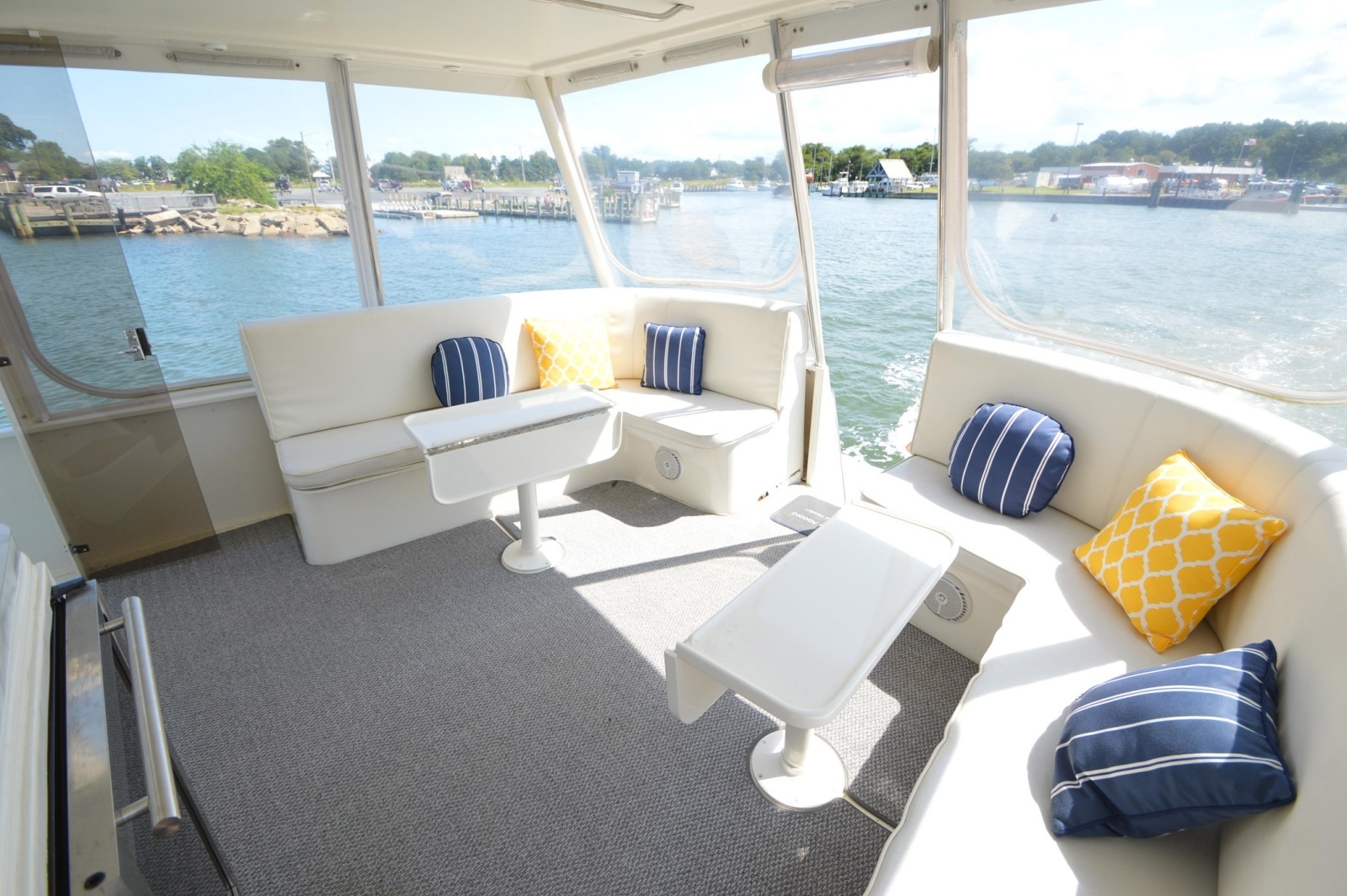 1995 Ocean Cockpit Motor Yacht