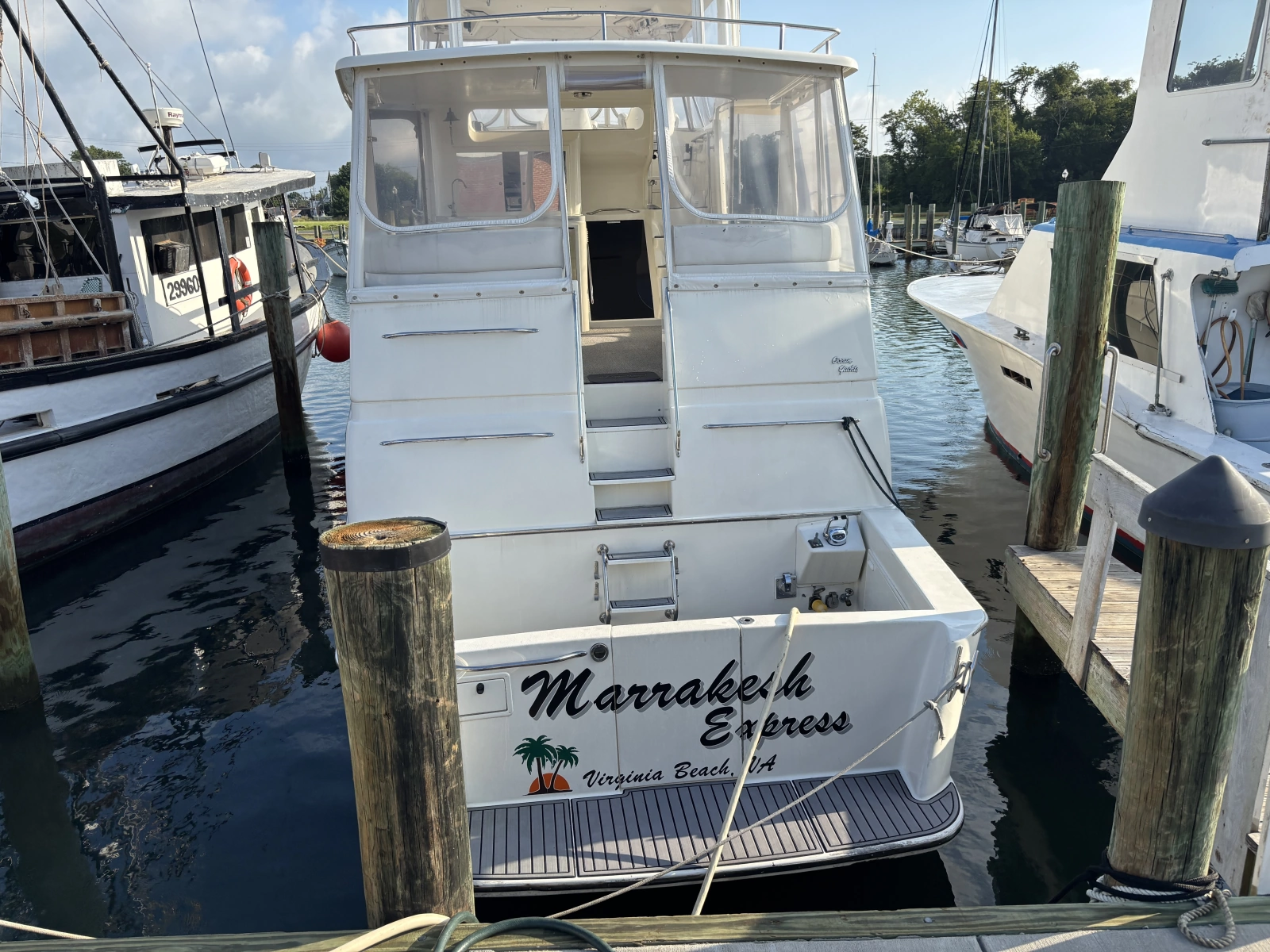 1995 Ocean Cockpit Motor Yacht