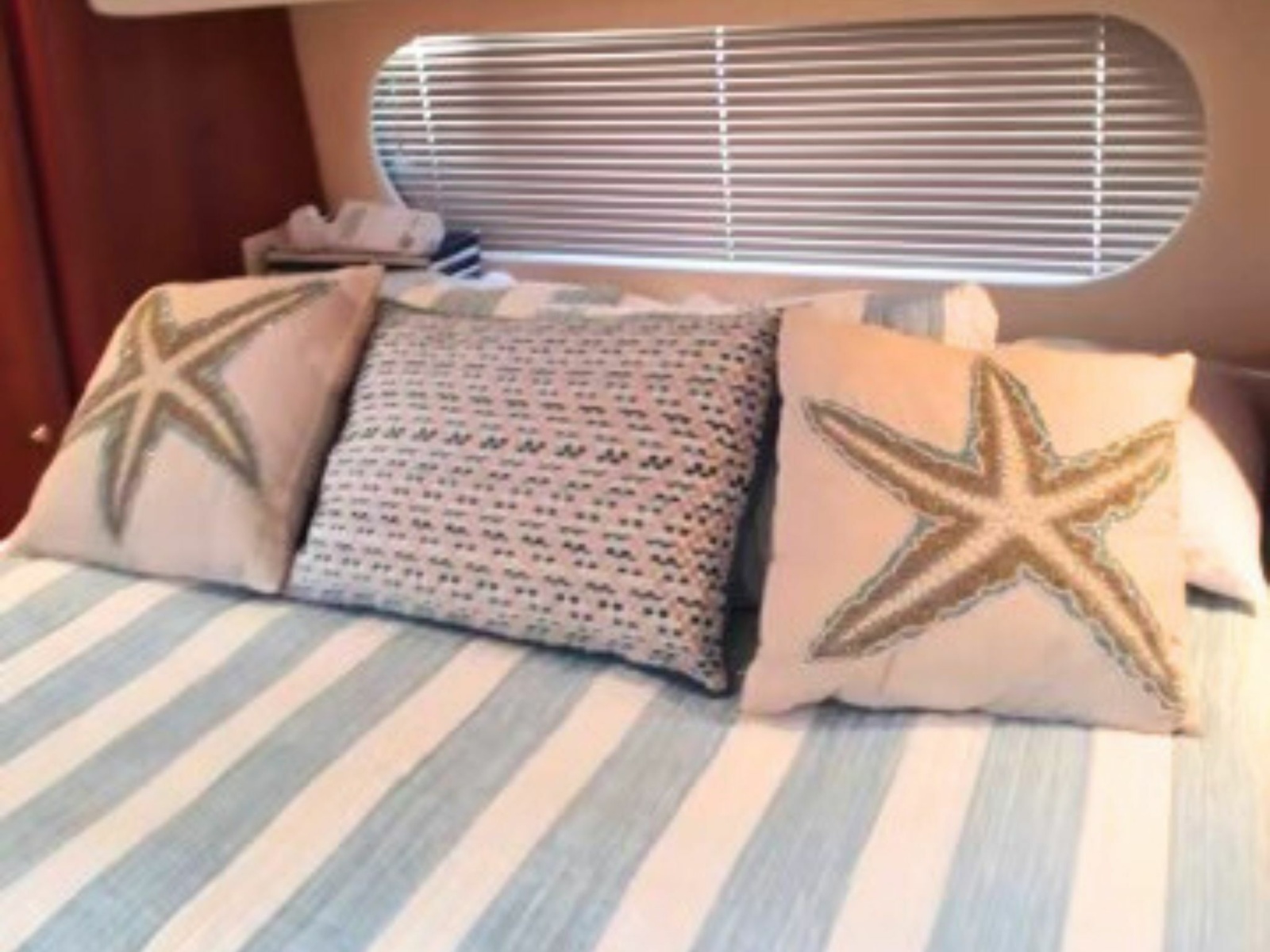 2003 Silverton 39 Motor Yacht