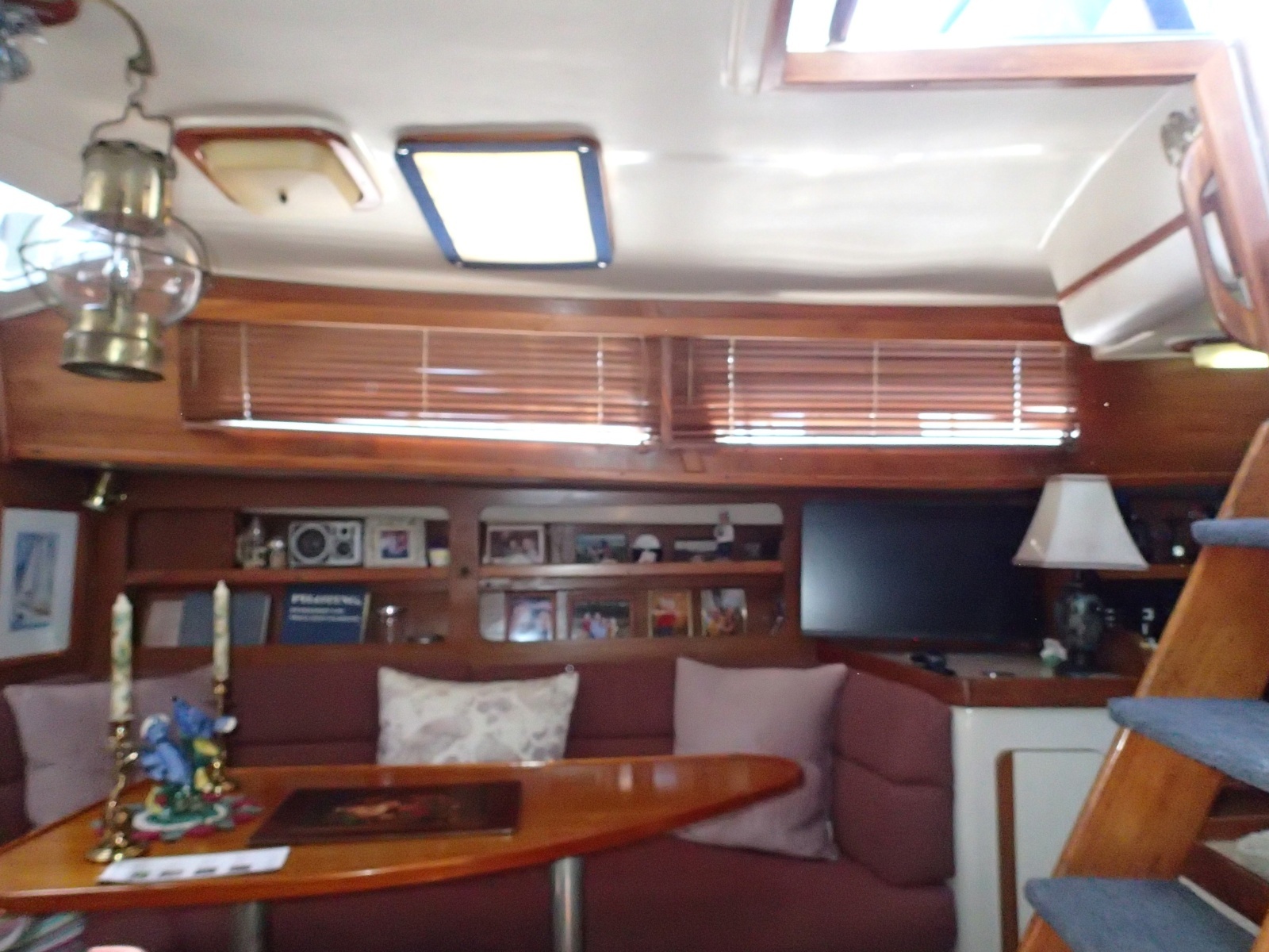 Starboard Settee