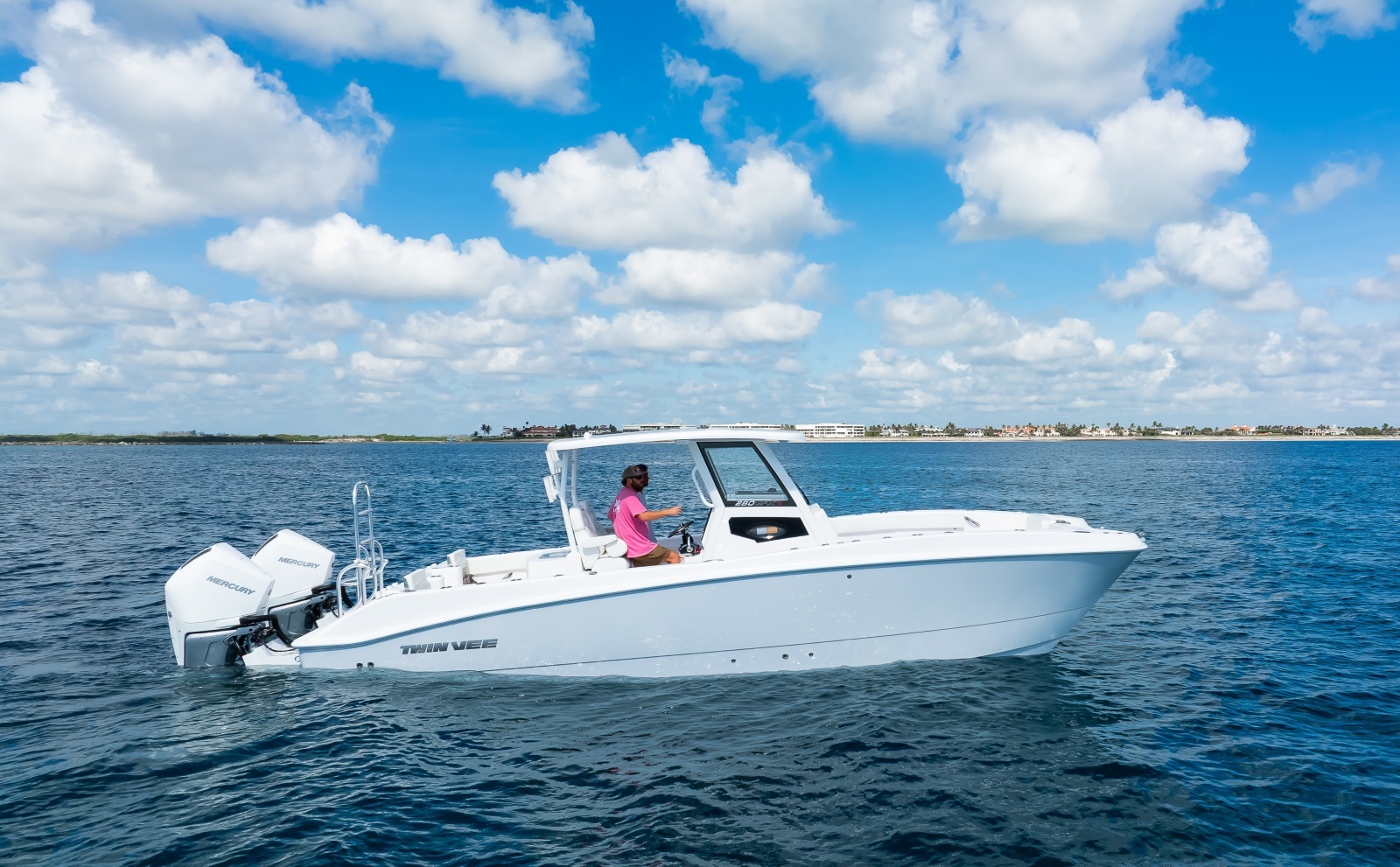 2025 Twin Vee 280 GFX2 CC