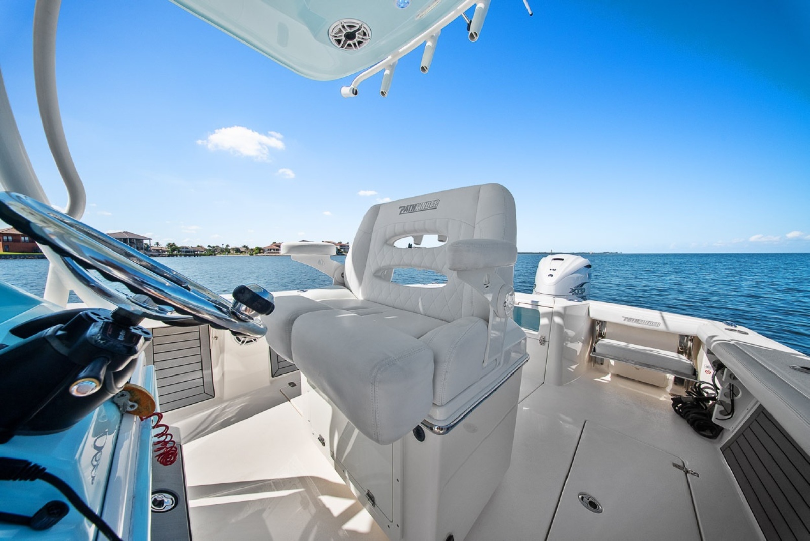 2021 Pathfinder 2700 Open