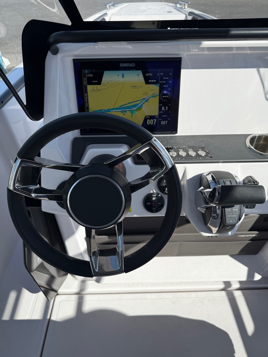 2022 Axopar 22 T-Top