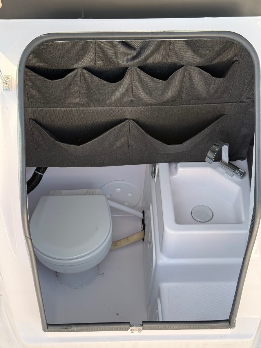 2022 Axopar 22 T-Top