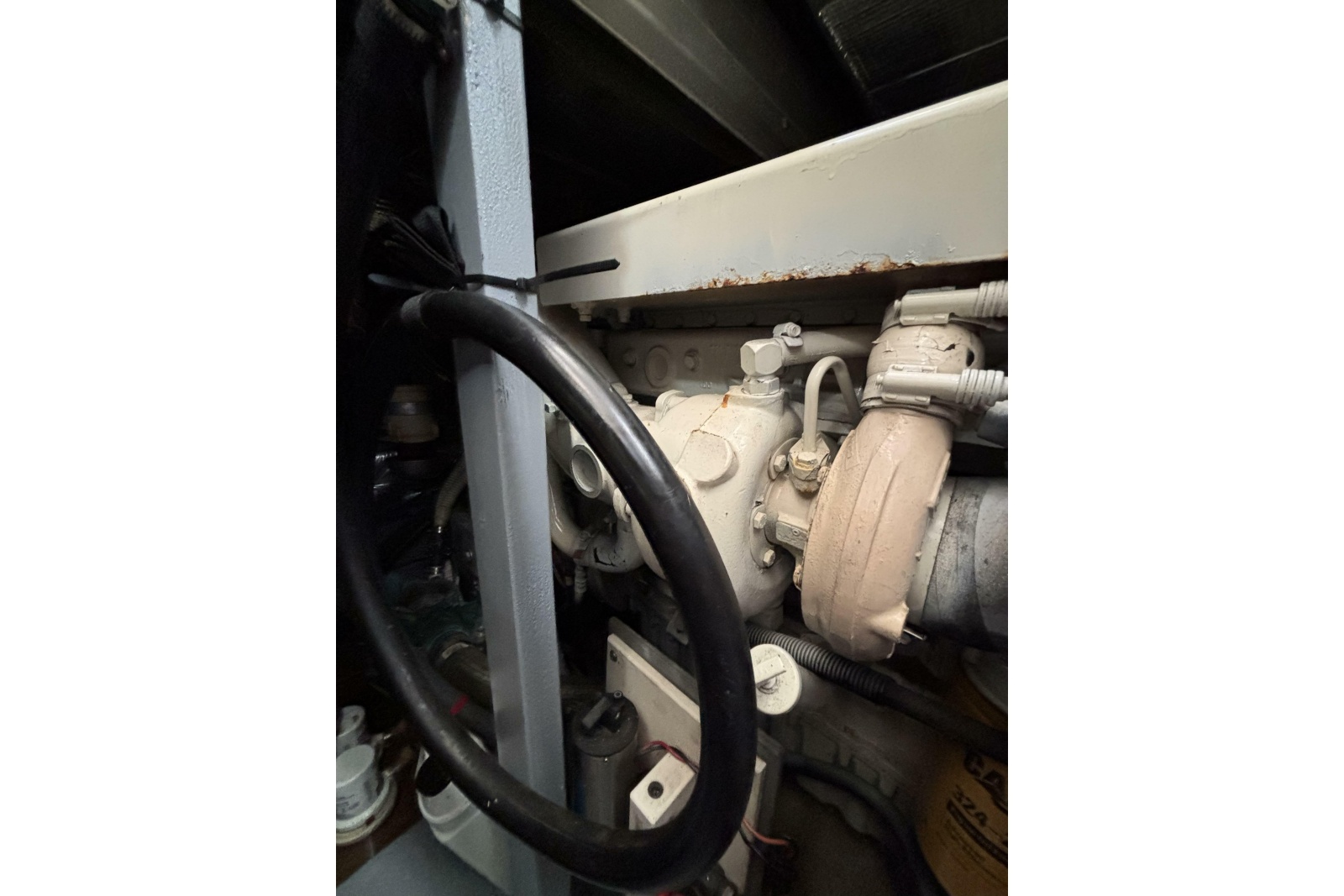 1999 Sea Ray 420 Aft Cabin