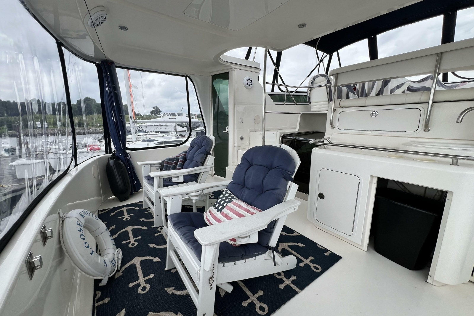 1999 Sea Ray 420 Aft Cabin