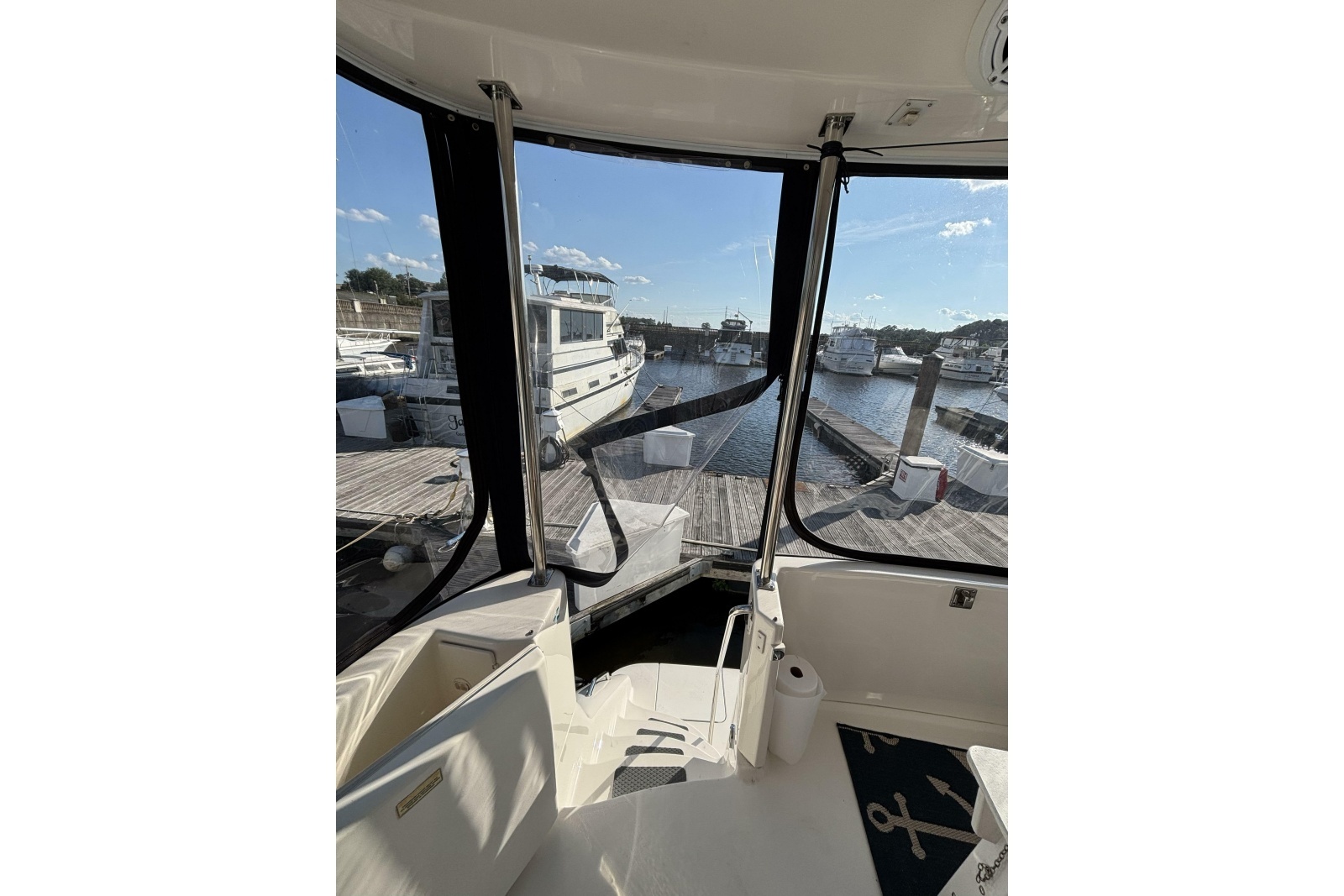 1999 Sea Ray 420 Aft Cabin