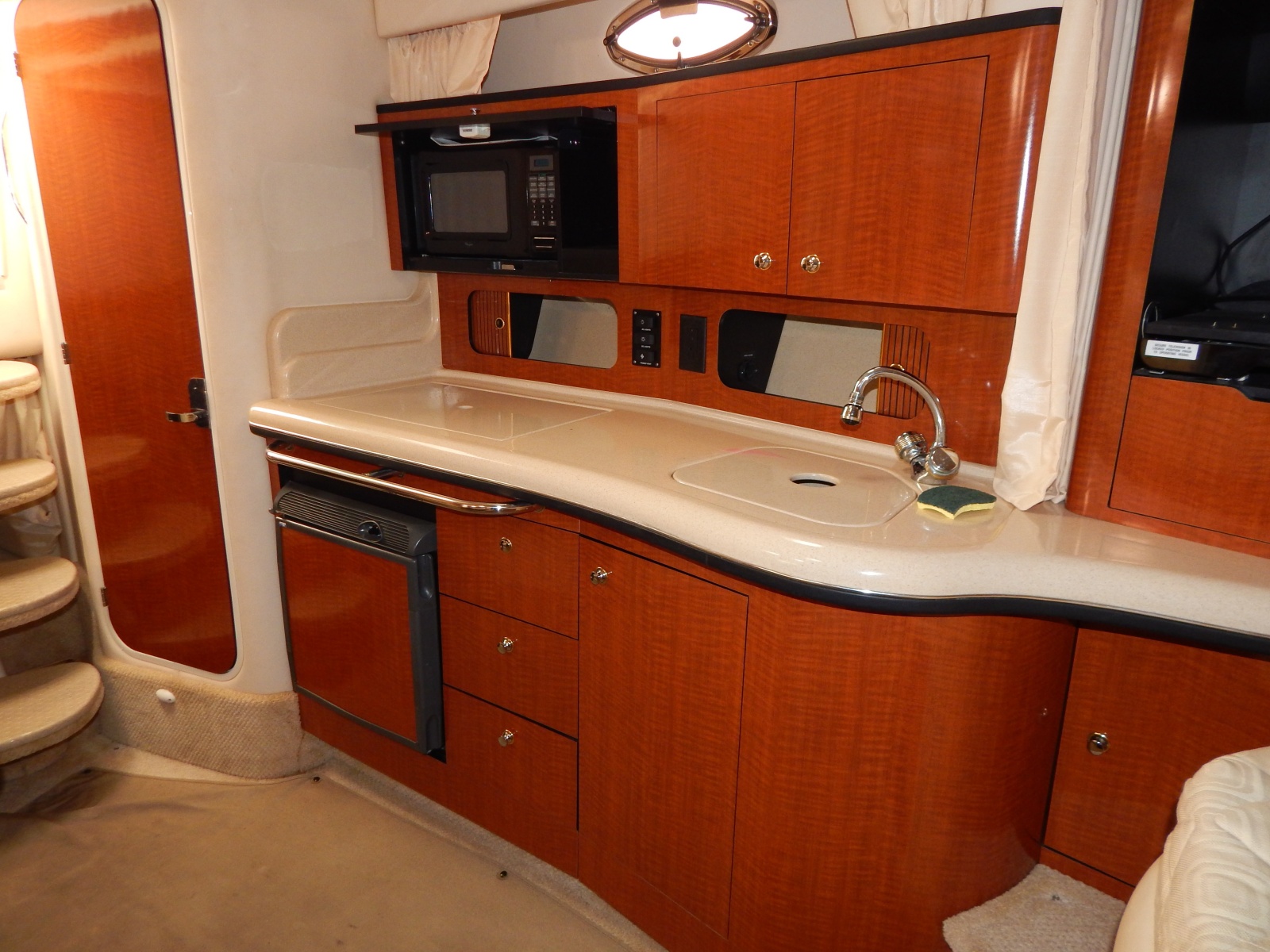 2003 Sea Ray 320 Sundancer