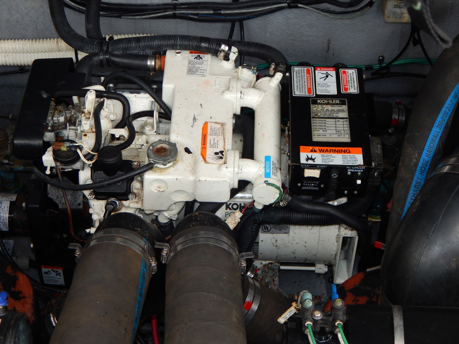 2003 Sea Ray 320 Sundancer