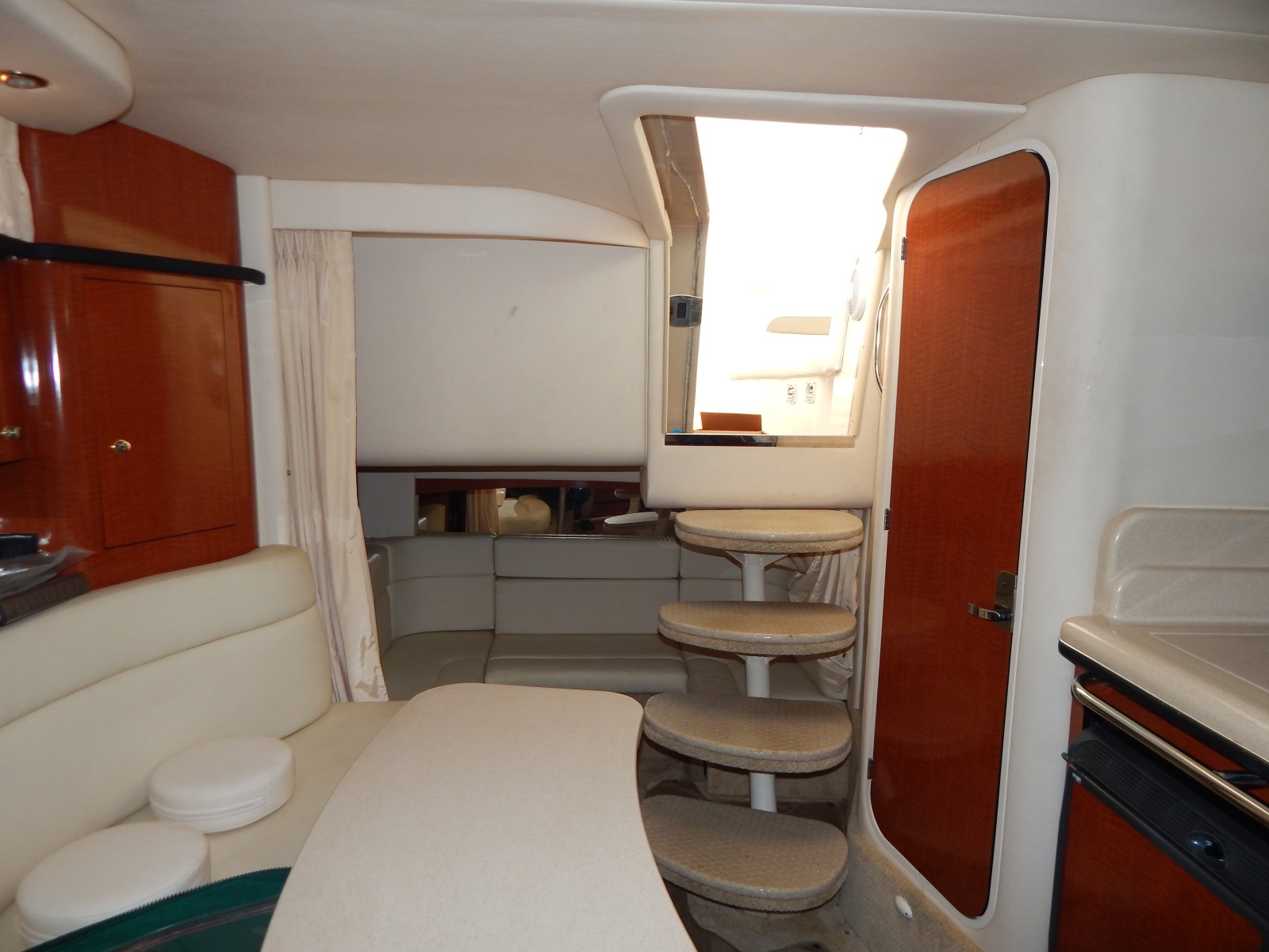 2003 Sea Ray 320 Sundancer