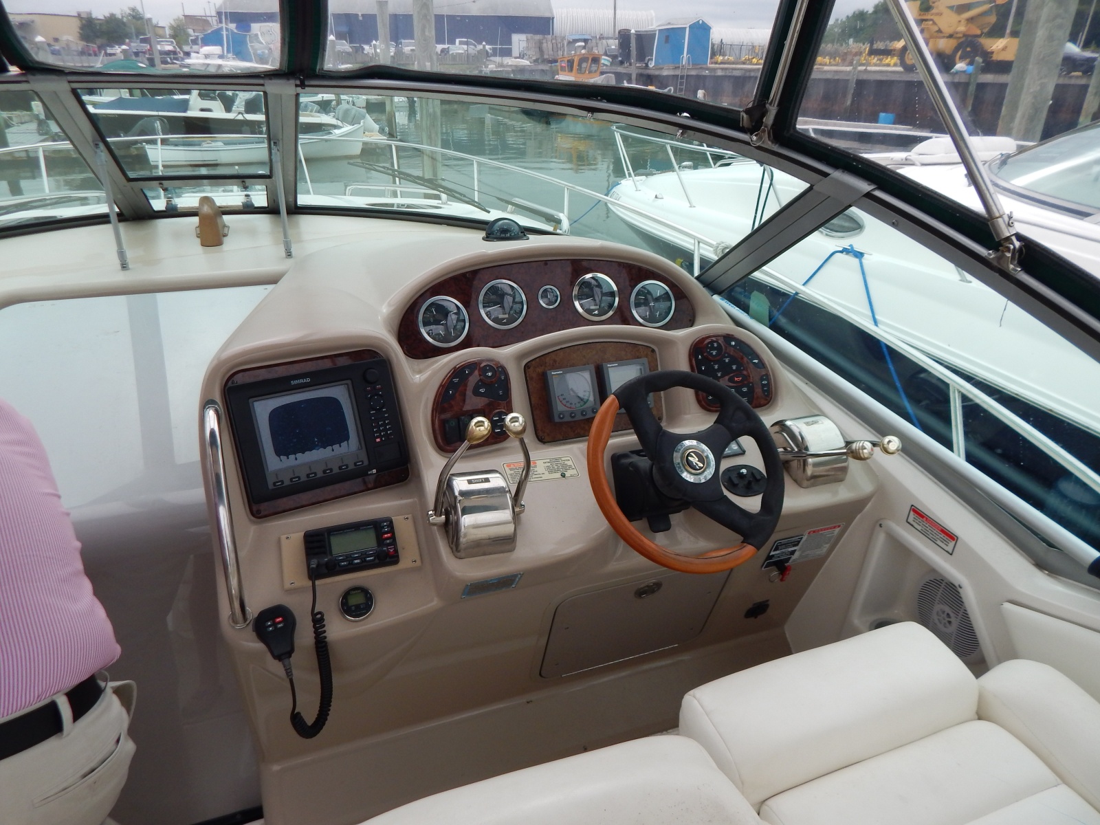 2003 Sea Ray 320 Sundancer