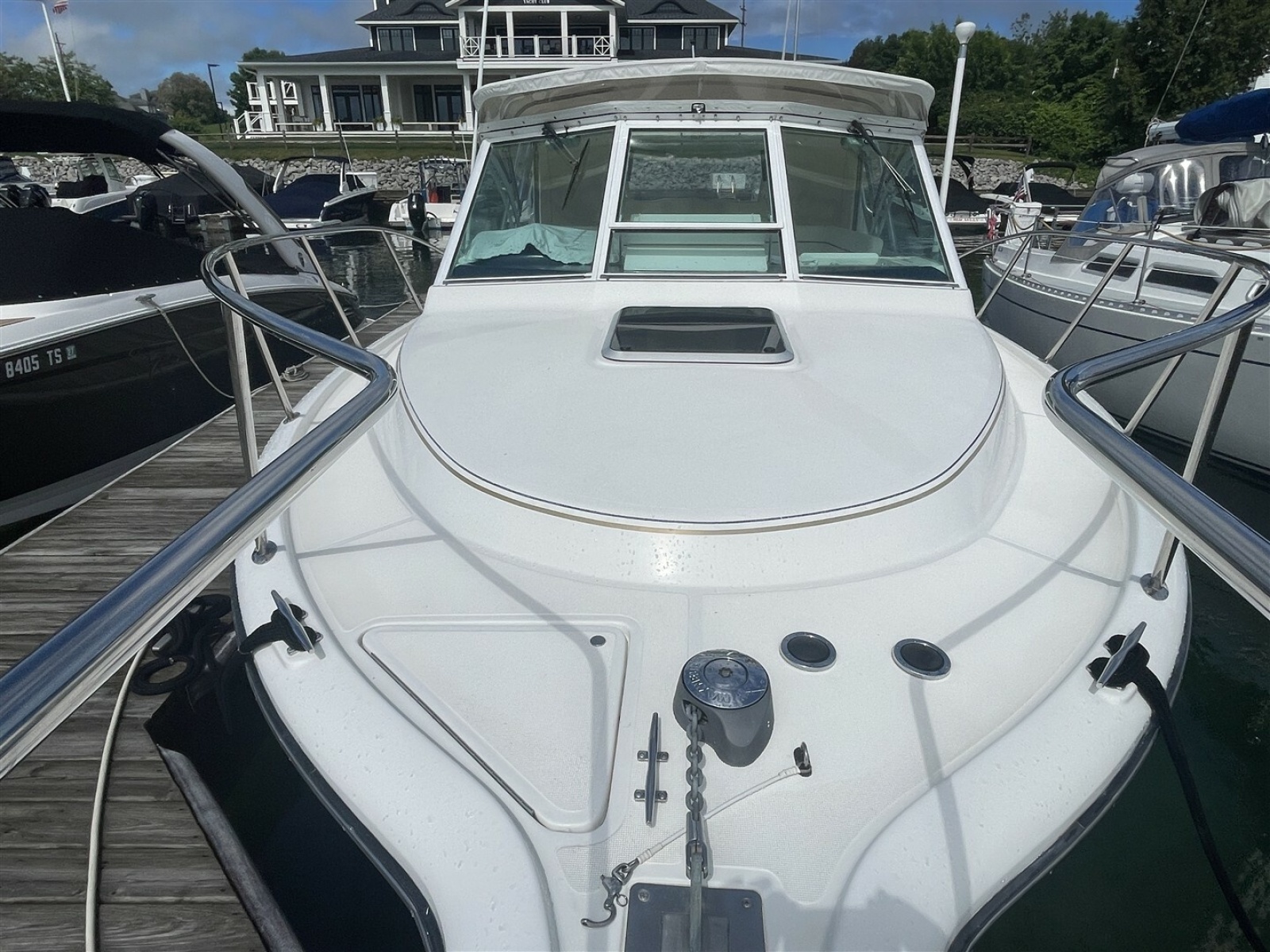 2000 Tiara Yachts 2900 Coronet Harbor Edition