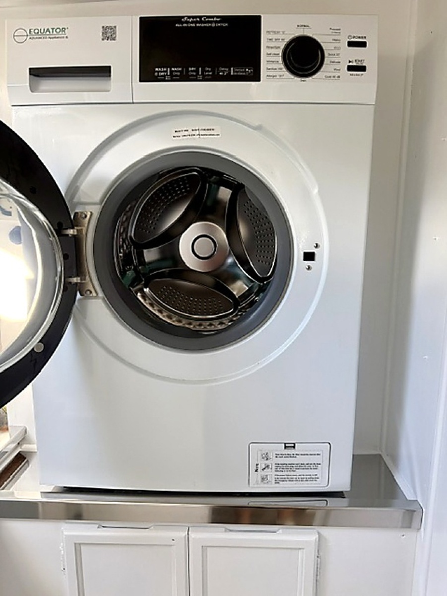 West Wind Yacht Photos Pics 