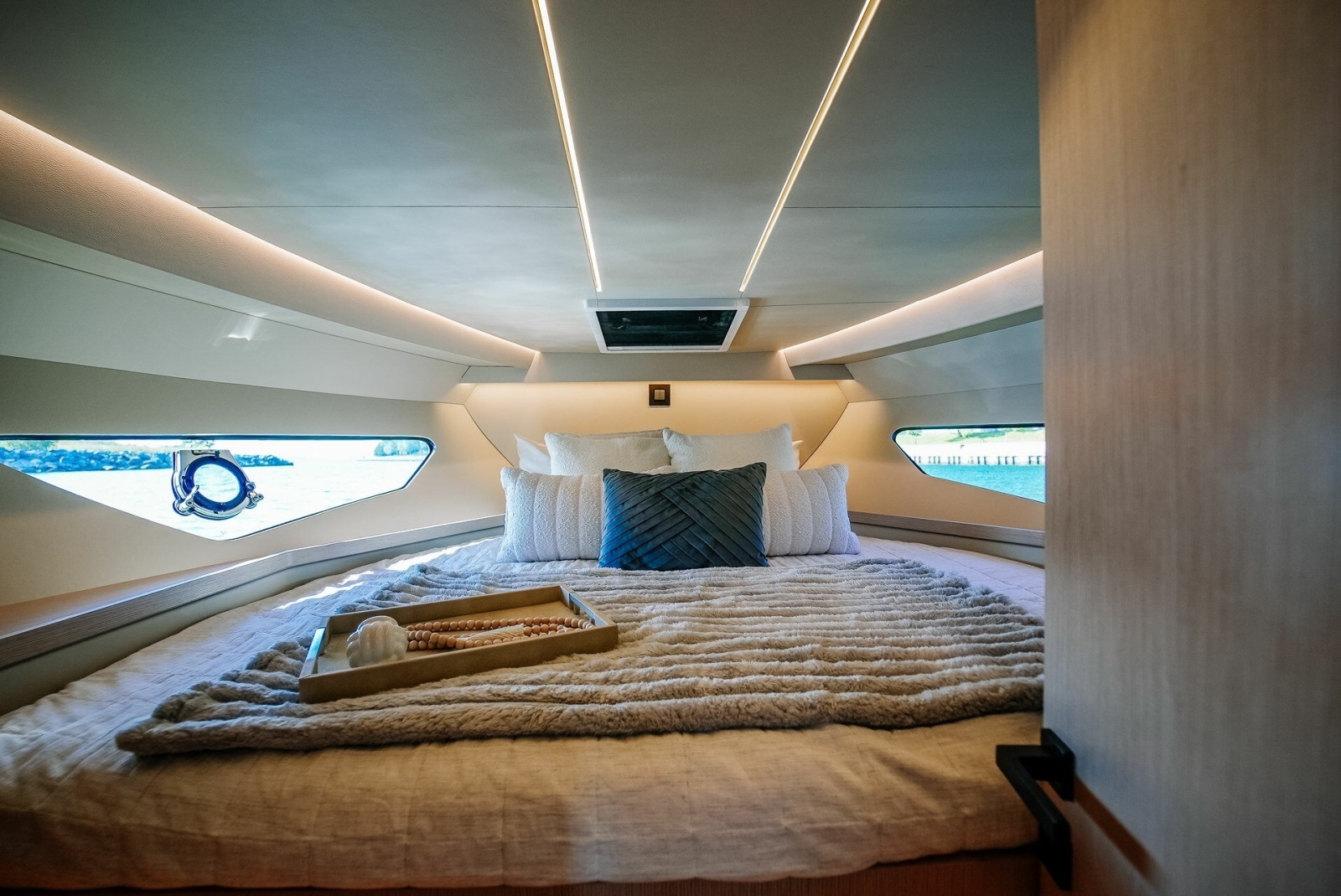 2027 Focus Motor Yachts 3X
