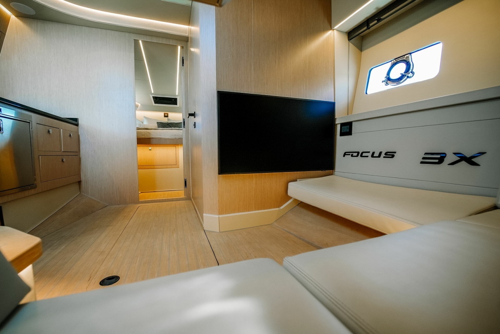 2027 Focus Motor Yachts 3X