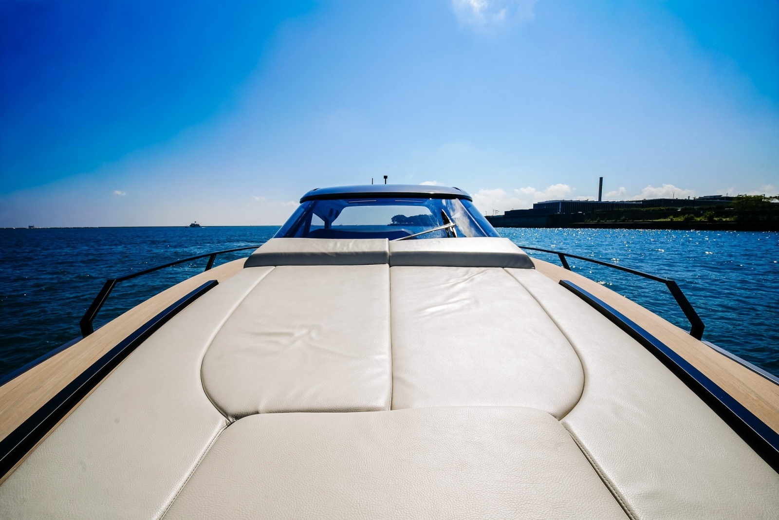 2027 Focus Motor Yachts 3X