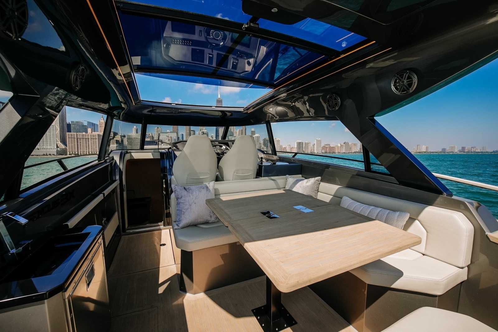 2027 Focus Motor Yachts 3X