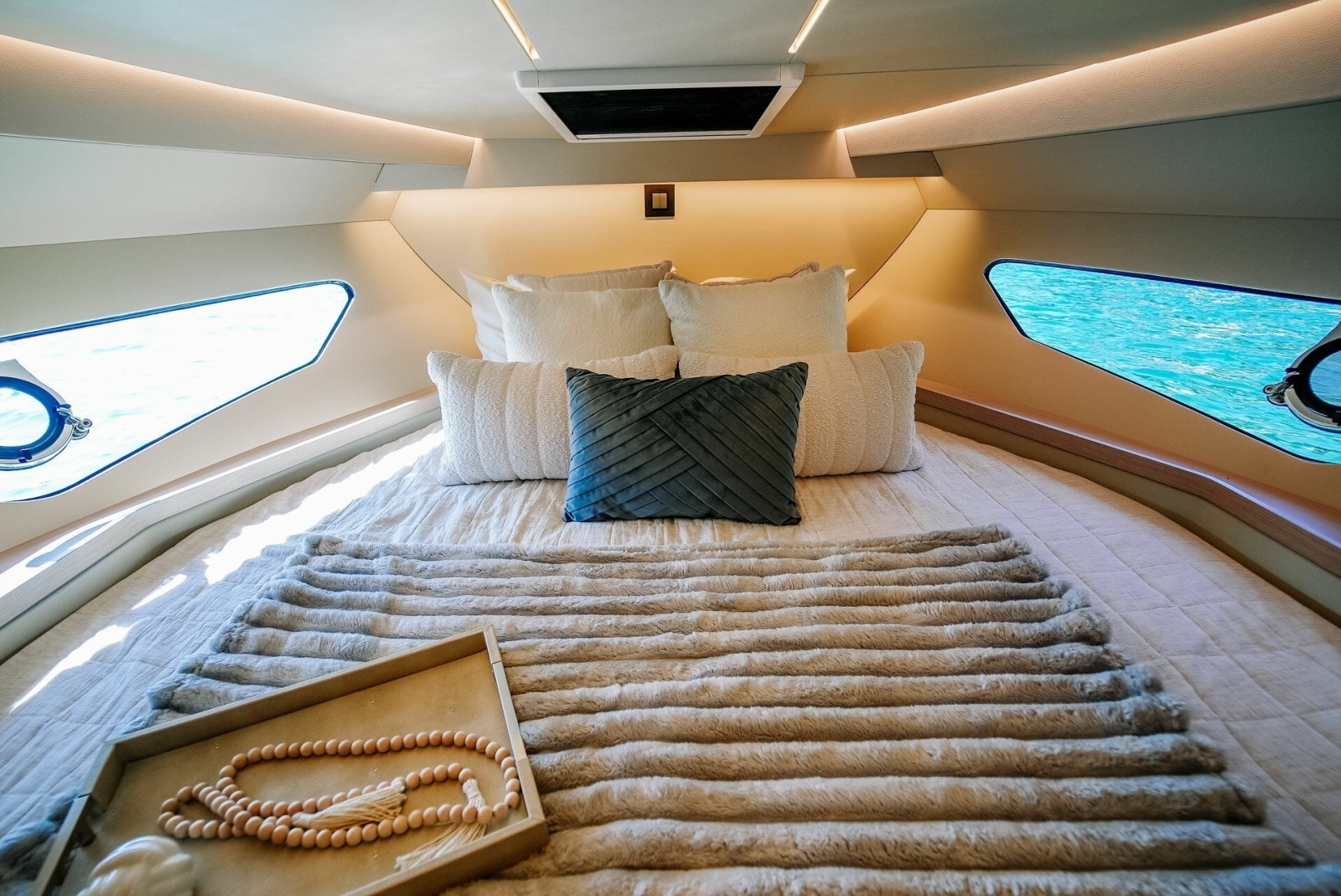 2027 Focus Motor Yachts 3X