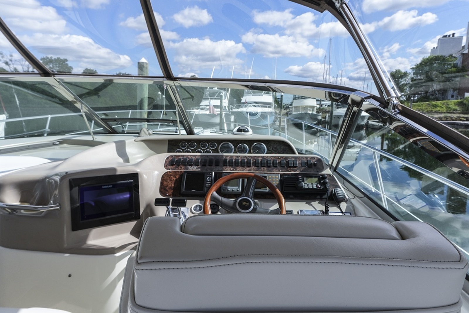 1997 Sea Ray Sundancer 400