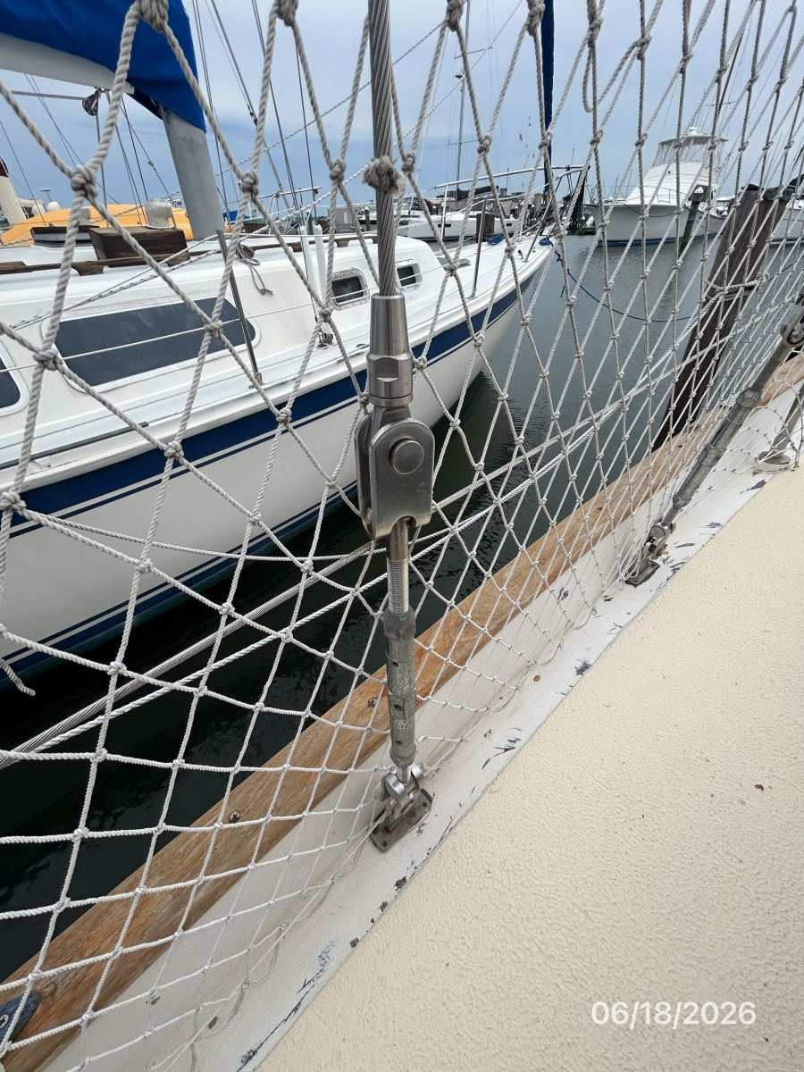 37' Tayana standing rigging2