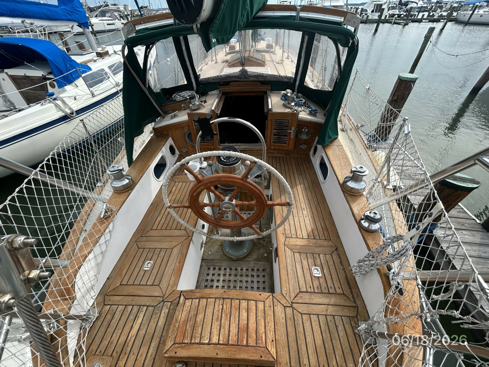 37' Tayana cockpit forward