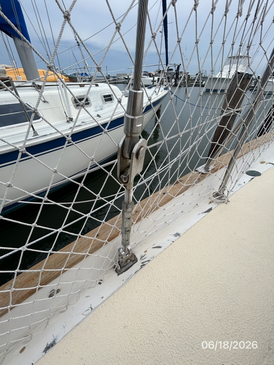 37' Tayana standing rigging3