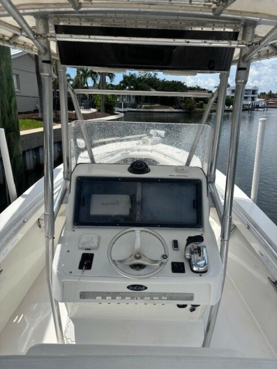 2001 Tracker Sea Craft SXC