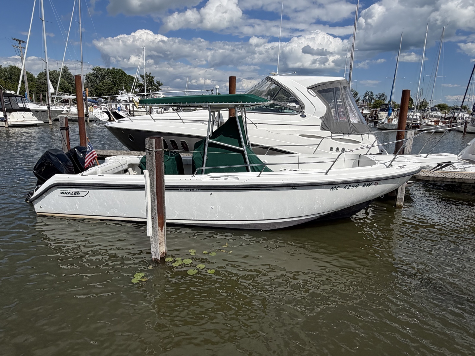 1999 Boston Whaler 26 Outrage