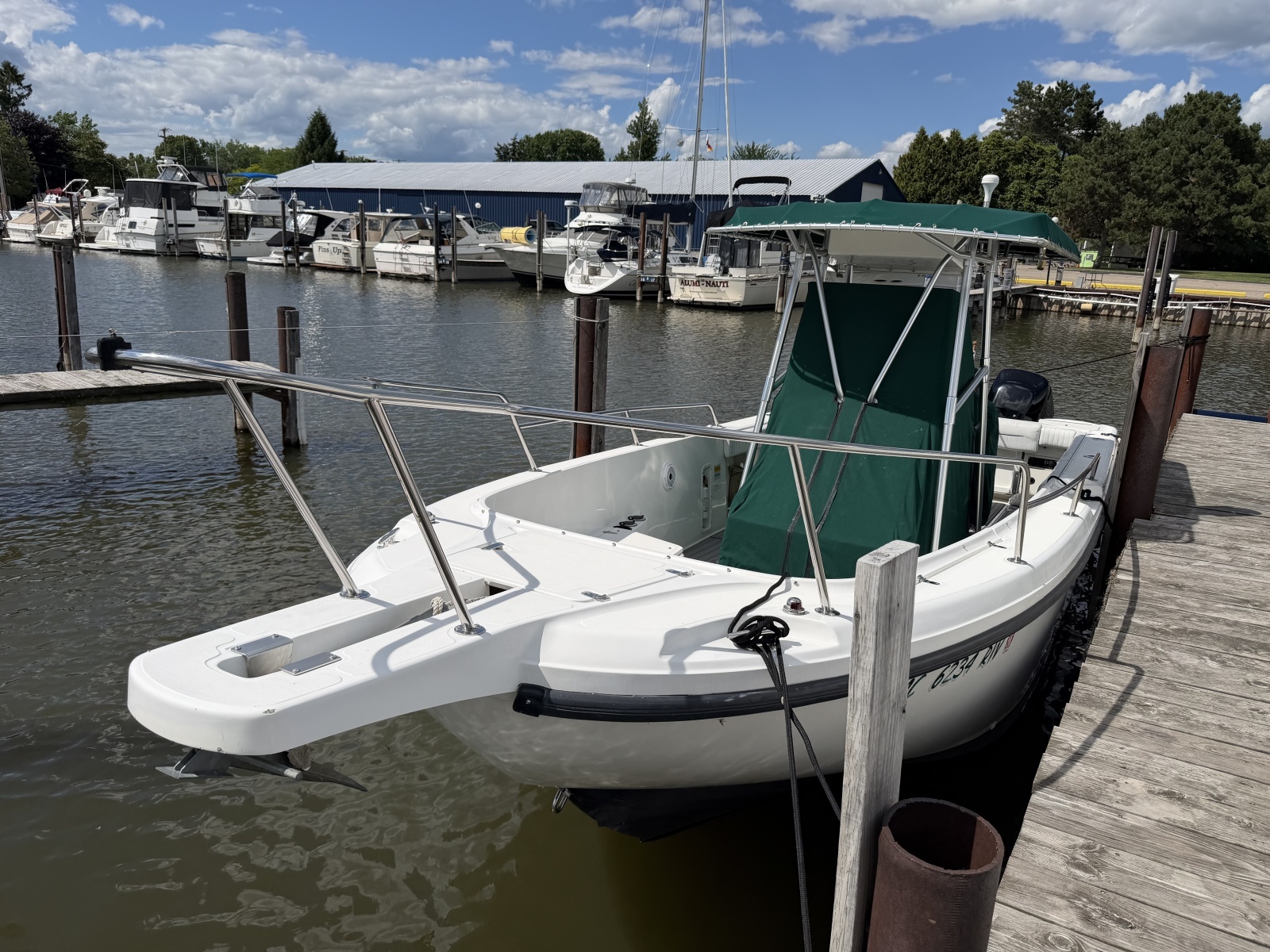 1999 Boston Whaler 26 Outrage