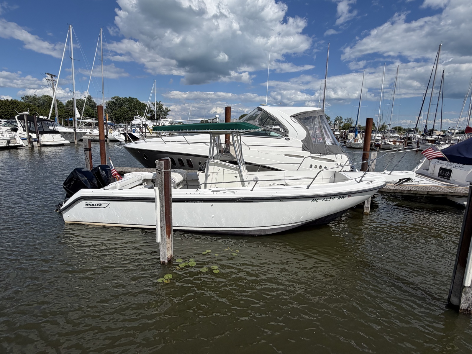 1999 Boston Whaler 26 Outrage