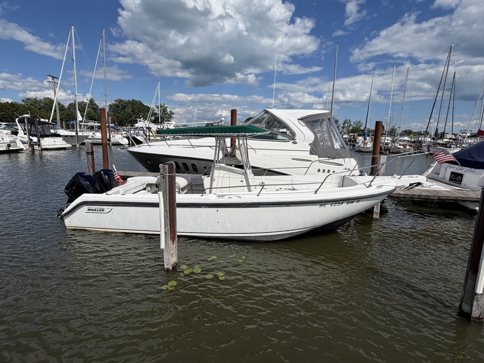 1999 Boston Whaler 26 Outrage