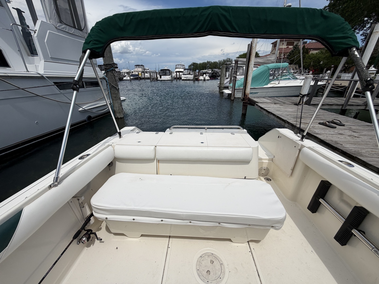 1995 Pursuit 2460 Denali