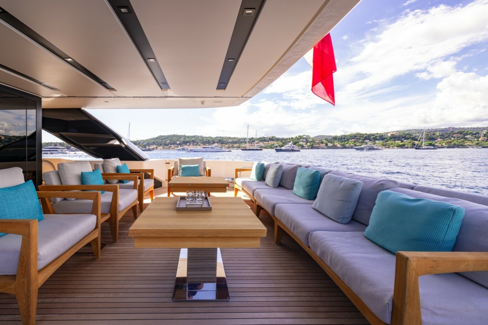 LADY LU  121ft Sanlorenzo Yacht For Sale