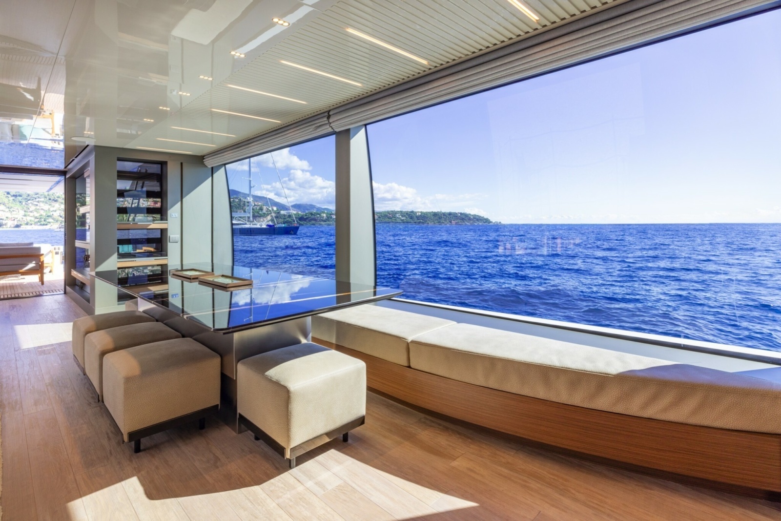 LADY LU  121ft Sanlorenzo Yacht For Sale