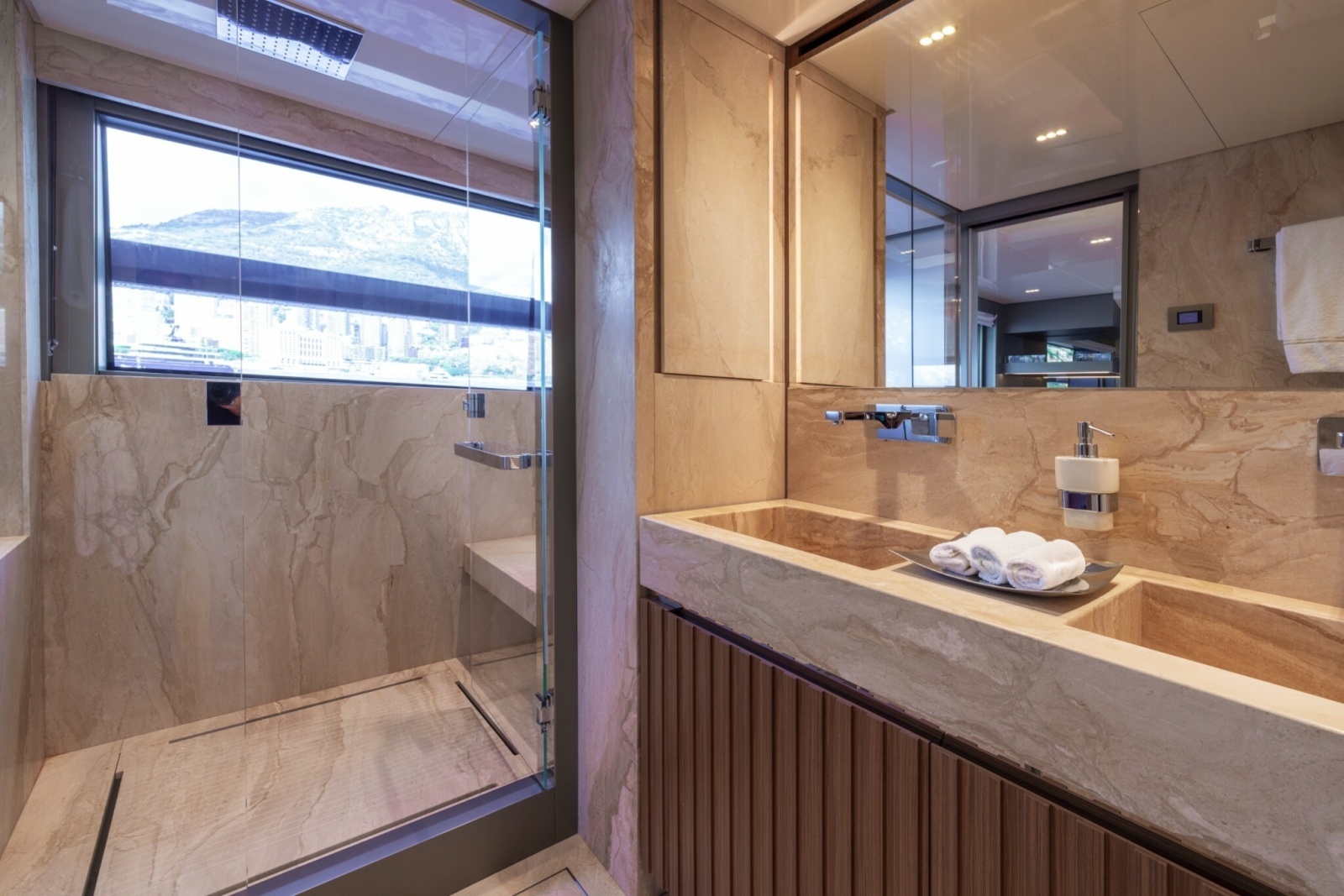 LADY LU  121ft Sanlorenzo Yacht For Sale