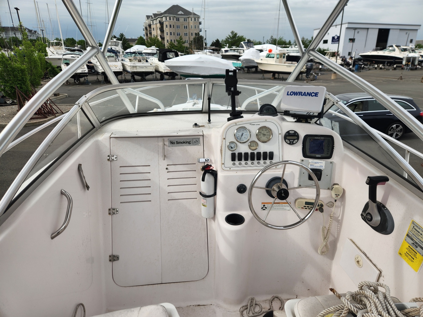 23' 2003 Pro-Line 