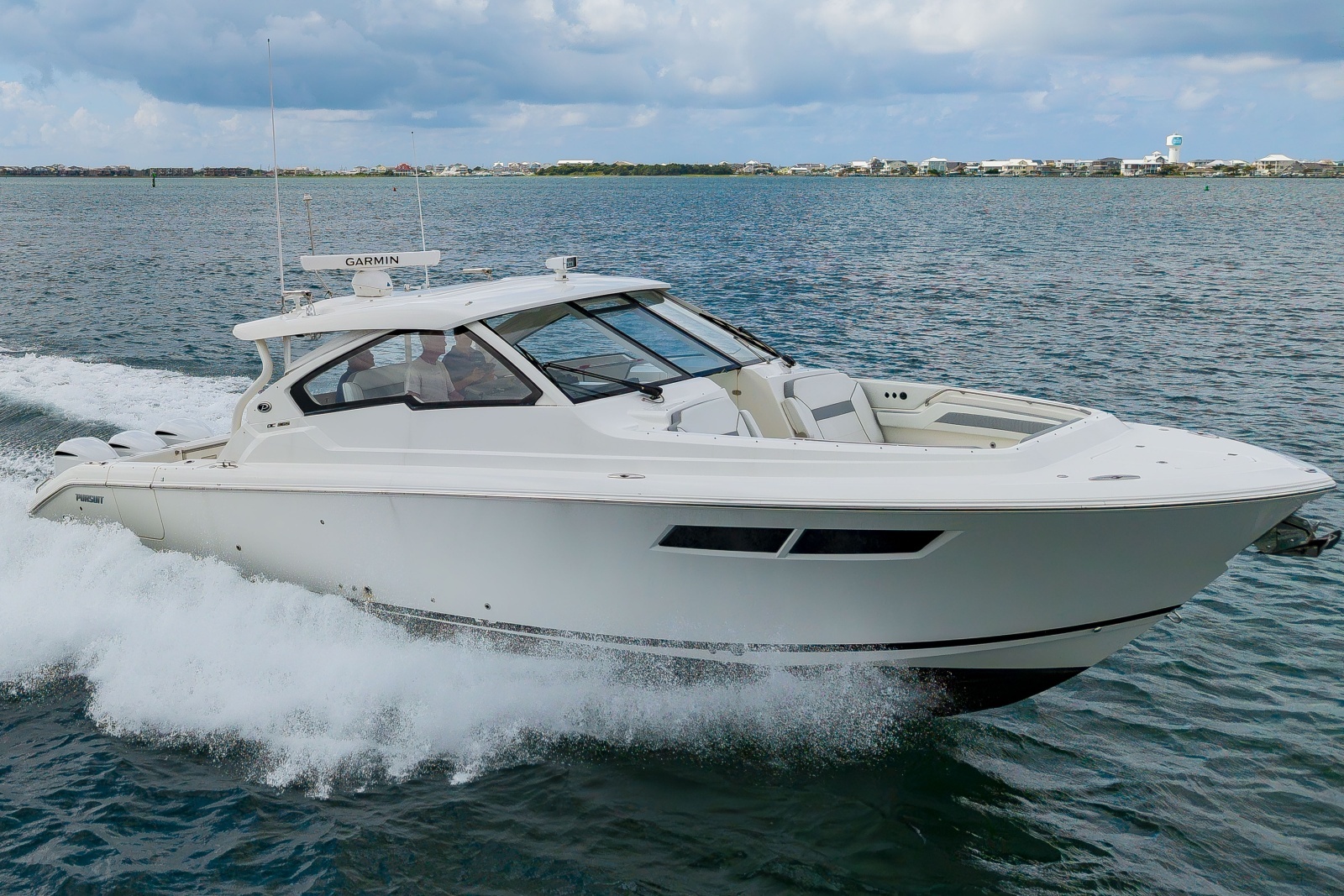 36Pursuit2021_007