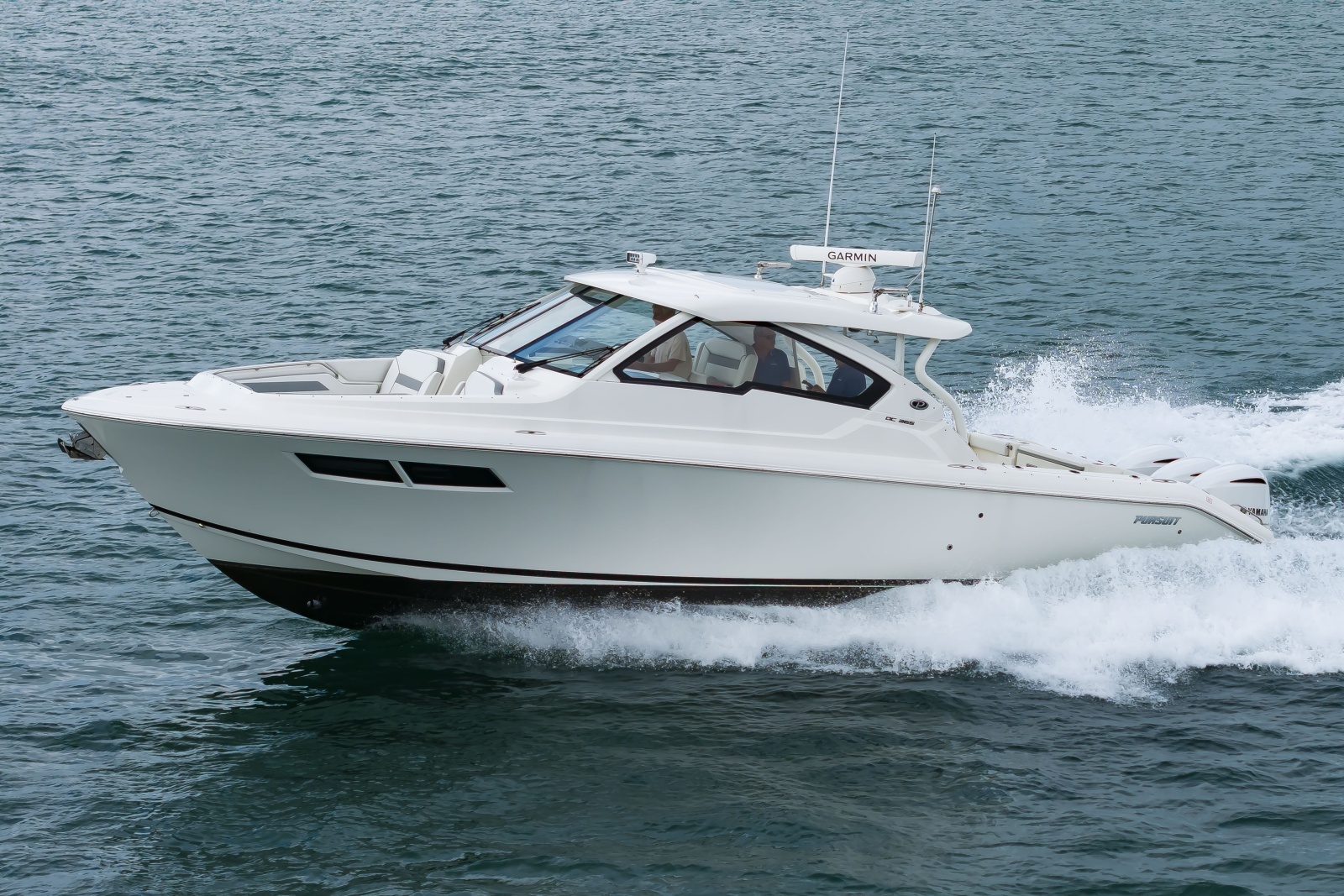 36Pursuit2021_001