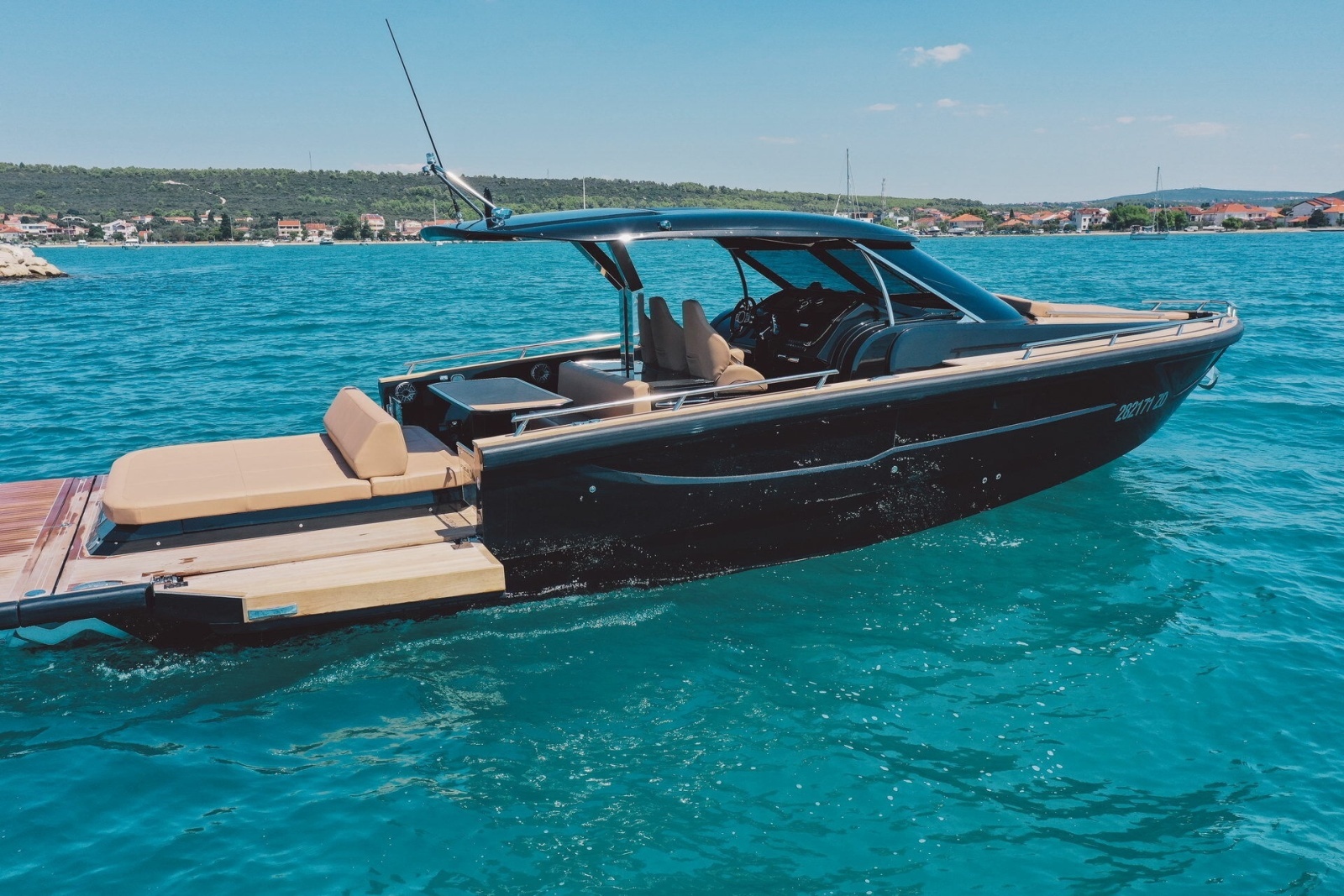 2027 Focus Motor Yachts Forza