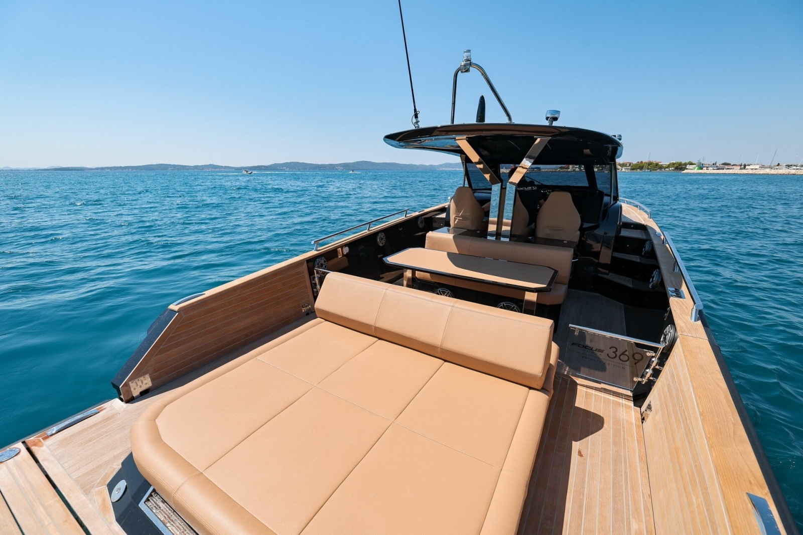 2027 Focus Motor Yachts Forza