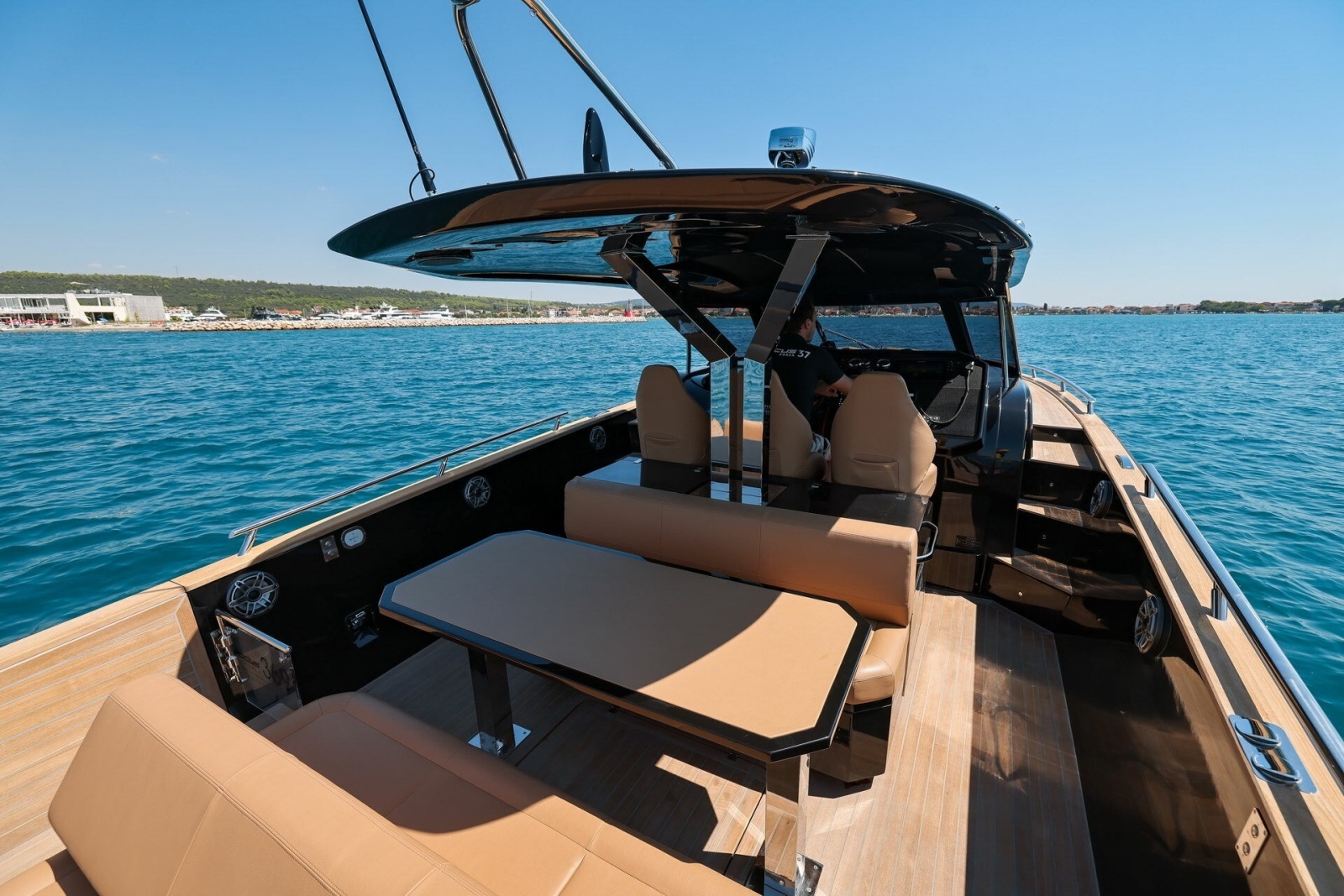 2027 Focus Motor Yachts Forza