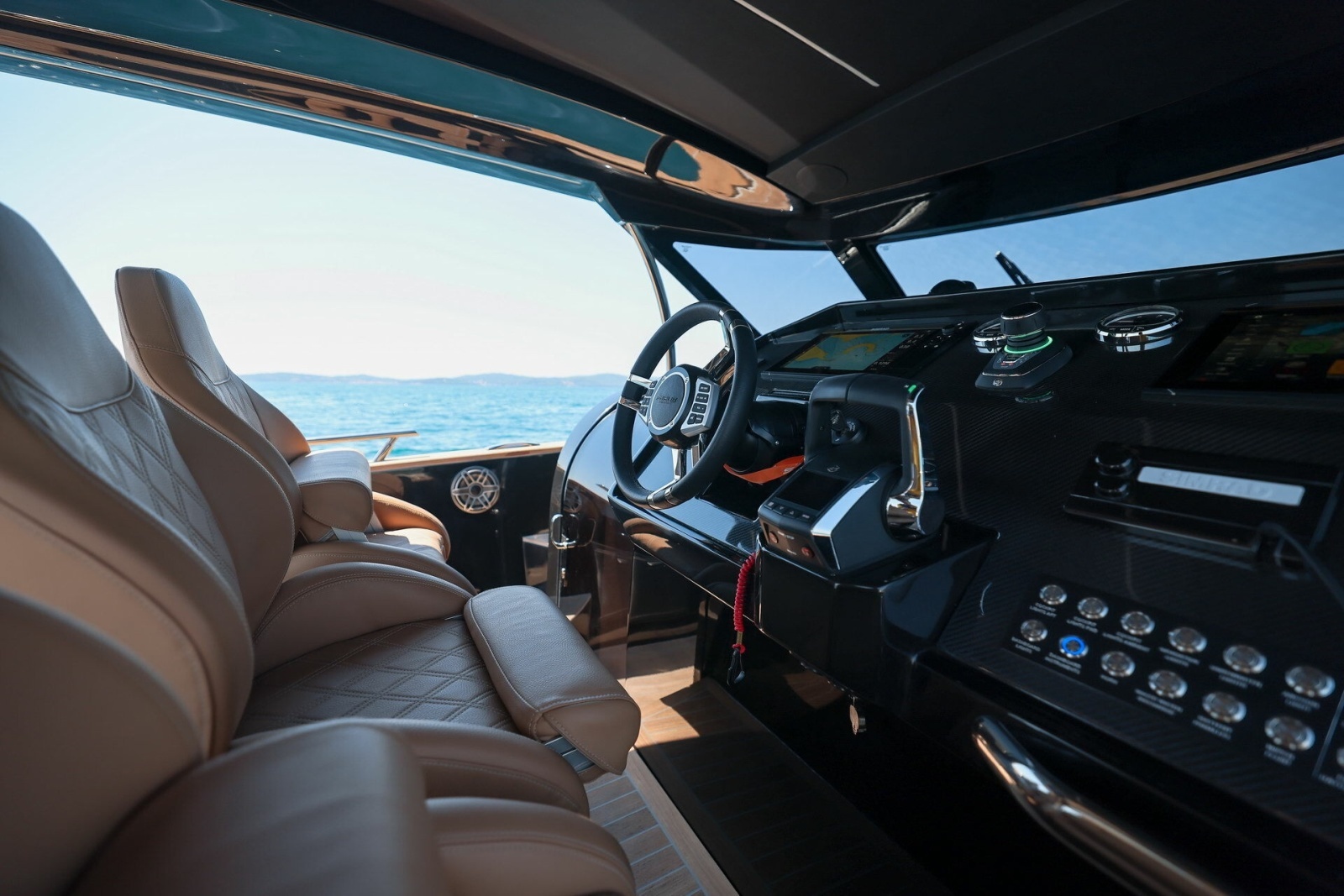 2027 Focus Motor Yachts Forza