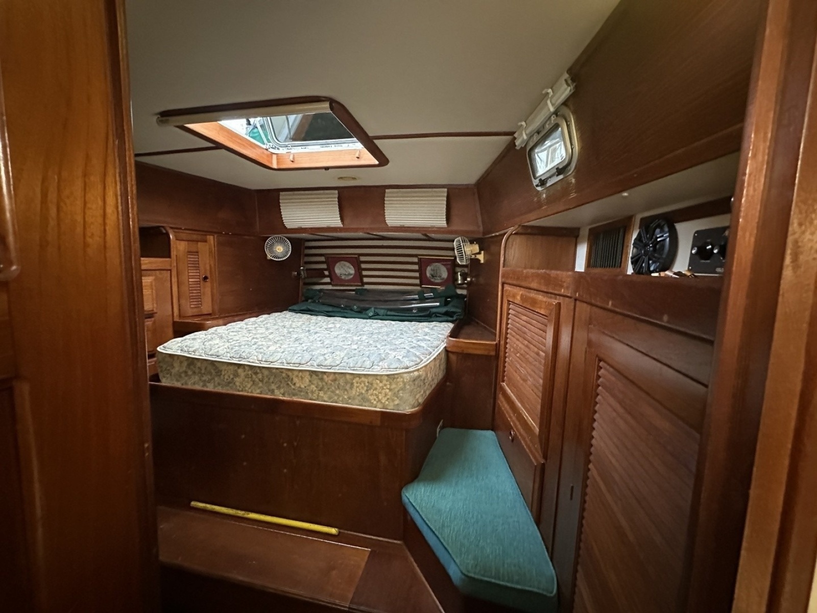 1985 Endeavour 42 CC