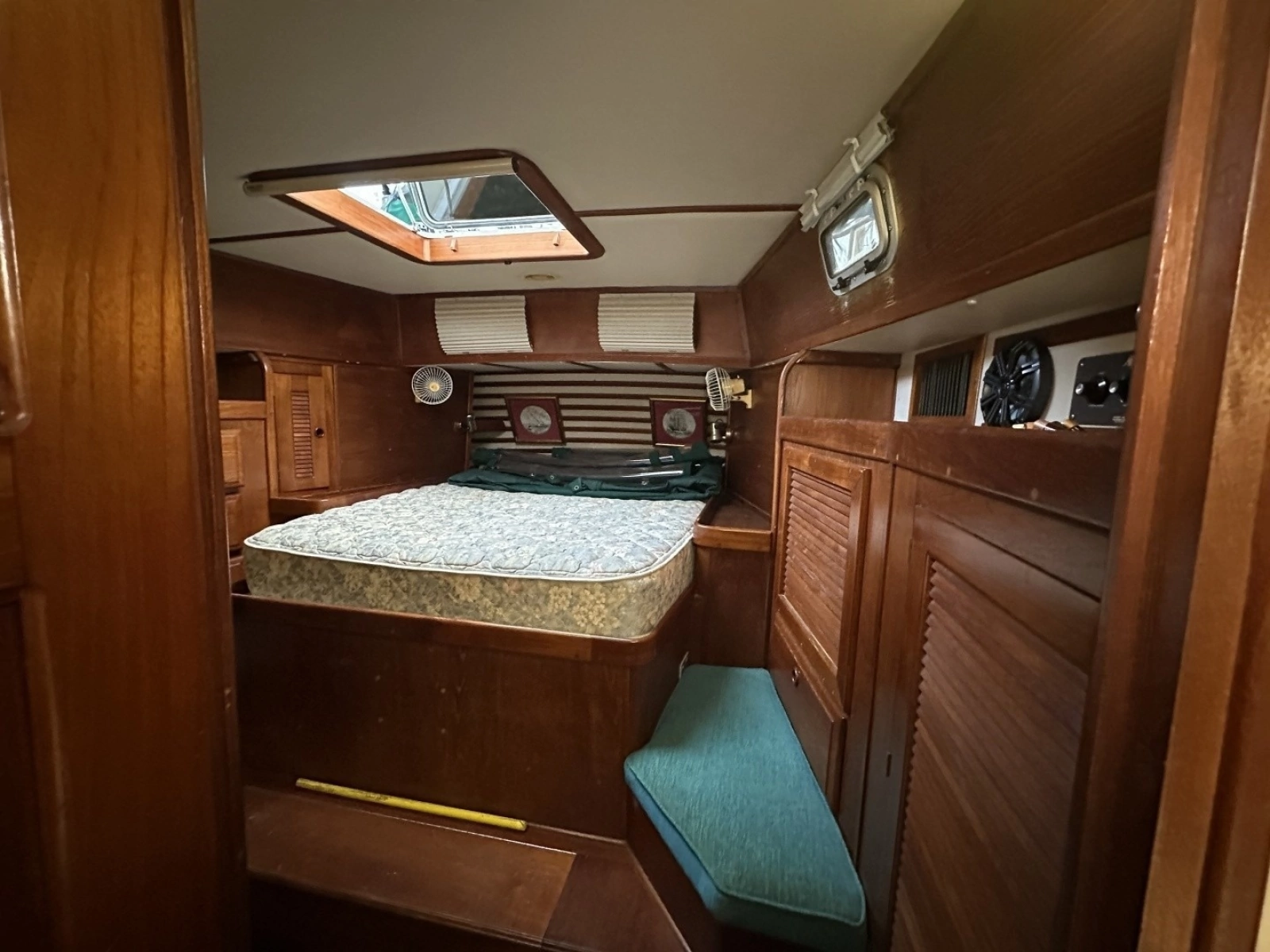 1985 Endeavour 42 CC
