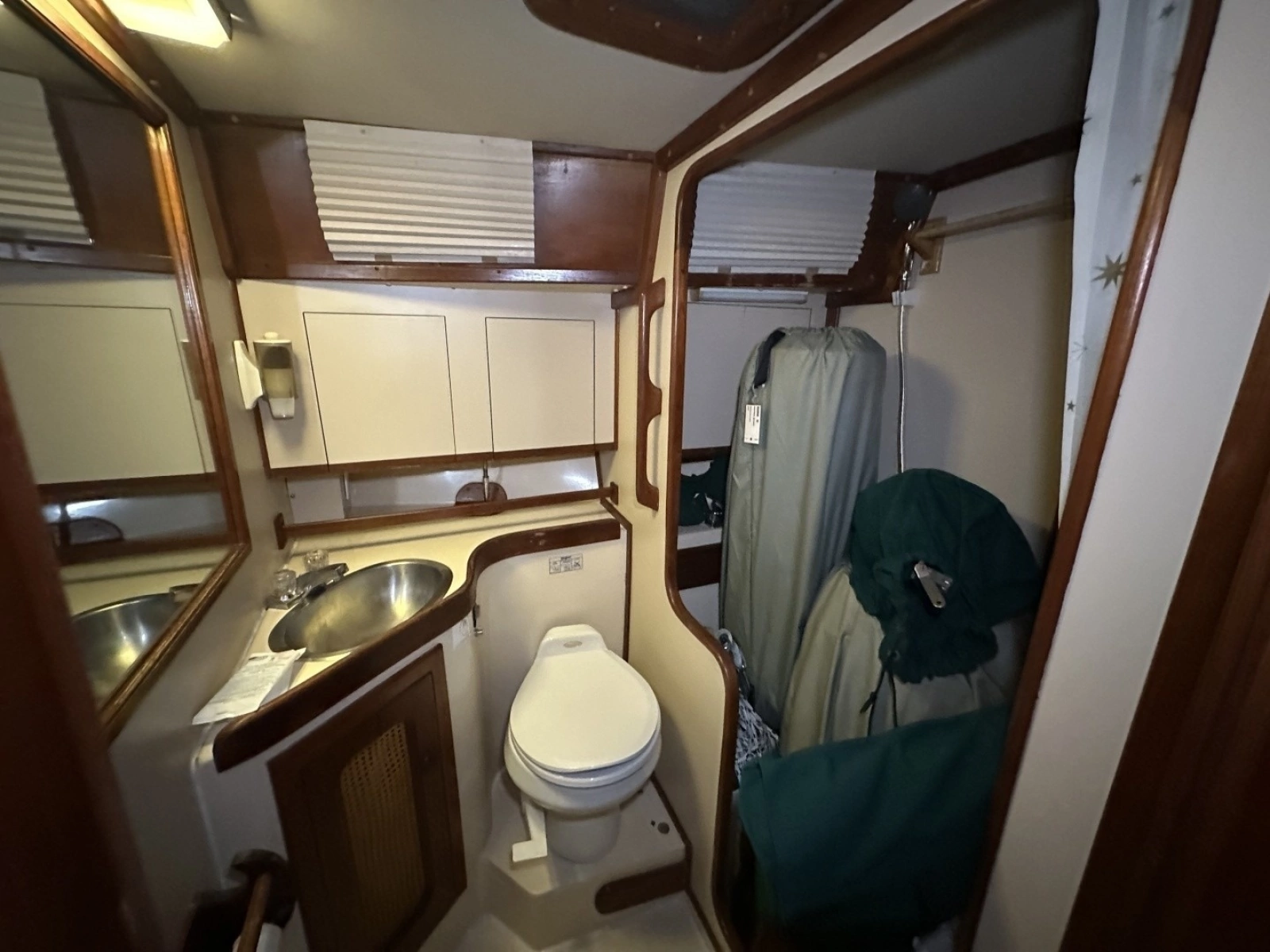 1985 Endeavour 42 CC