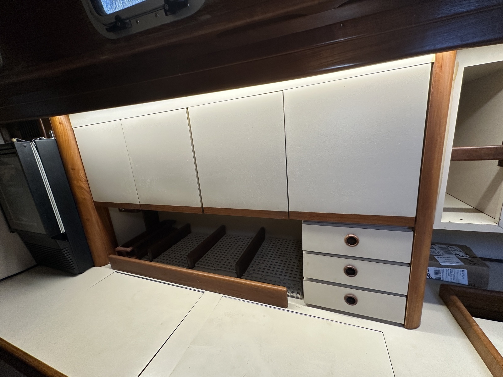 1985 Endeavour 42 CC