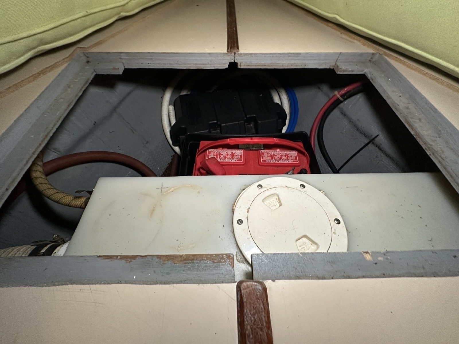 1985 Endeavour 42 CC