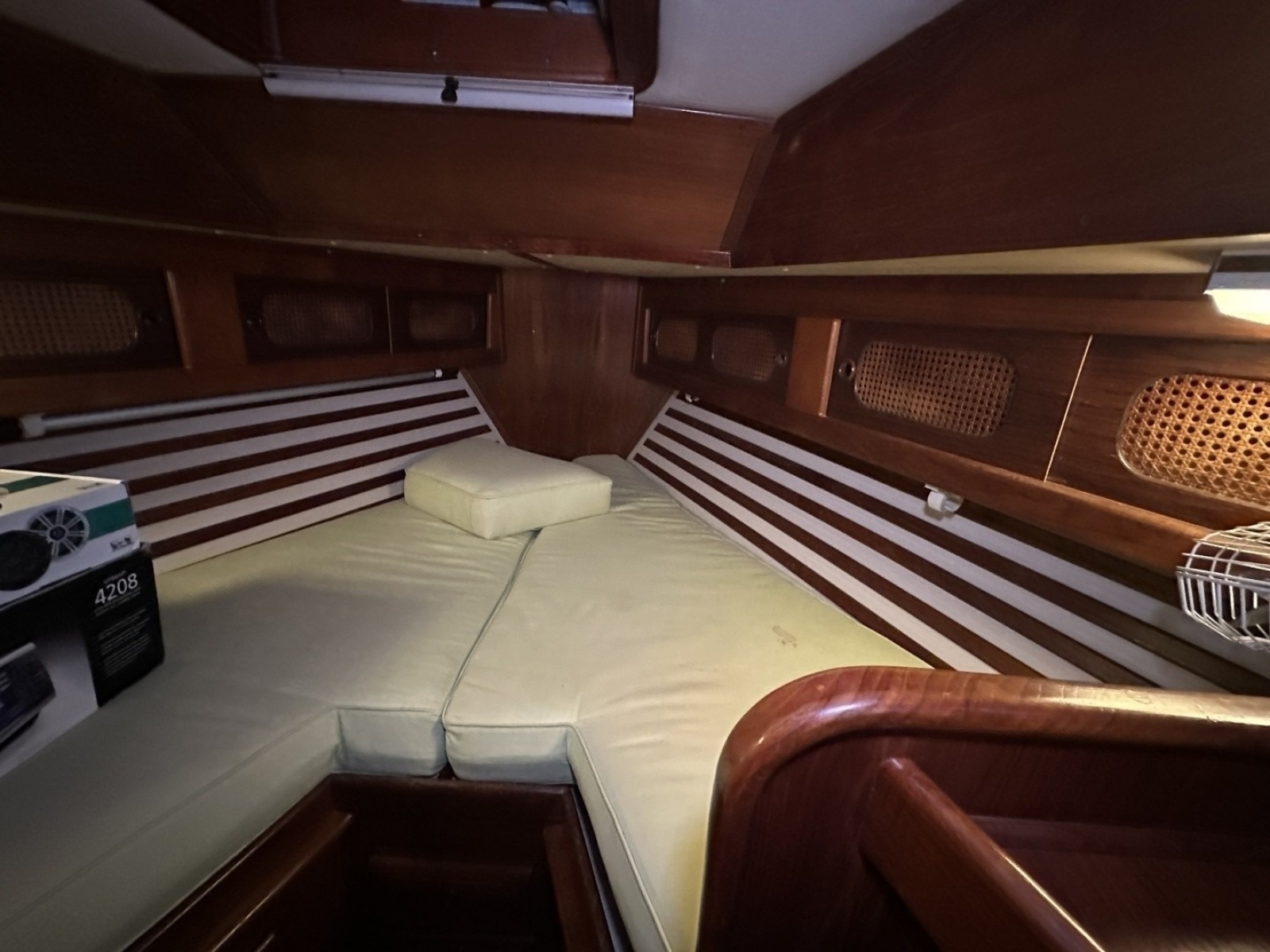 1985 Endeavour 42 CC