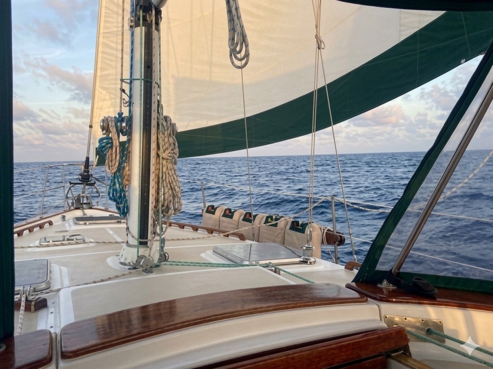 1985 Endeavour 42 CC