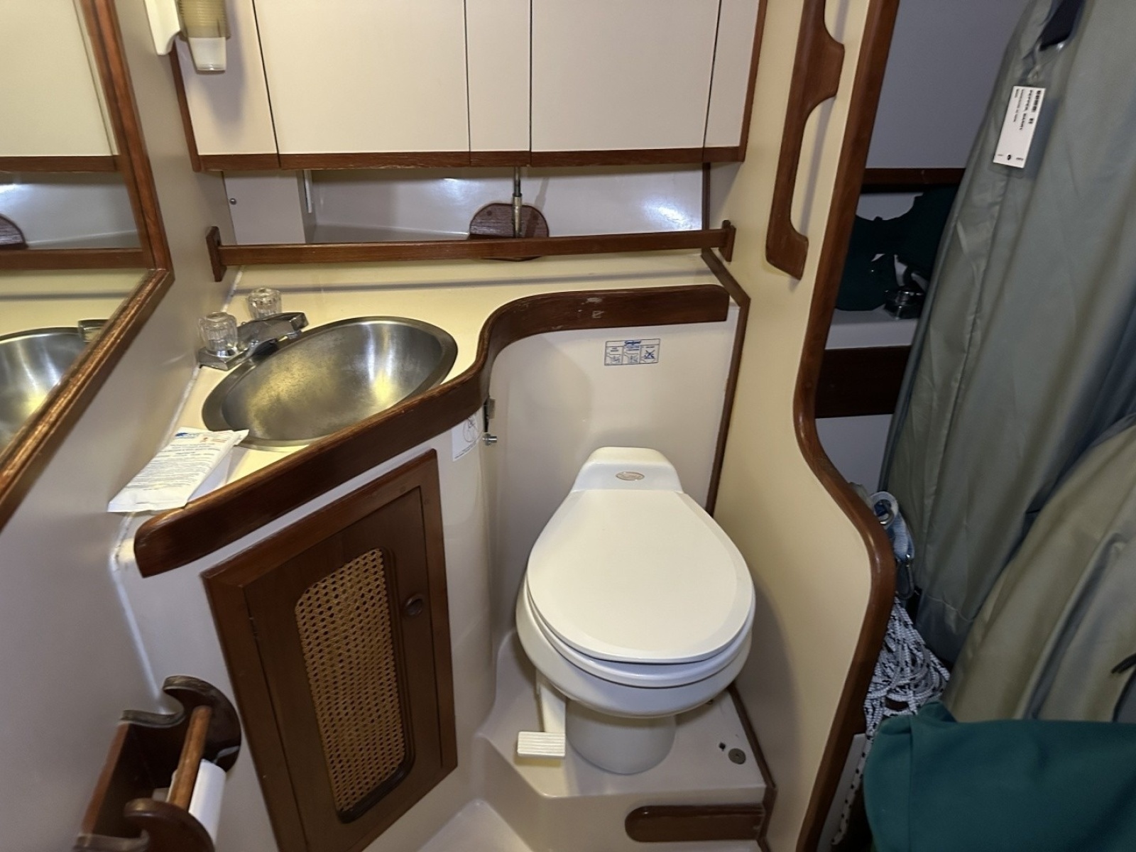 1985 Endeavour 42 CC